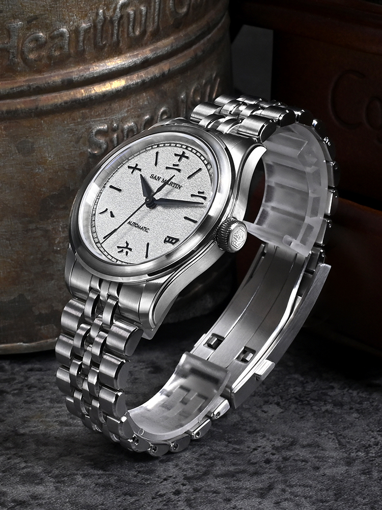 San Martin SN0144CG 39mm Gada  - مراجعة Luxury Watch List وسعره