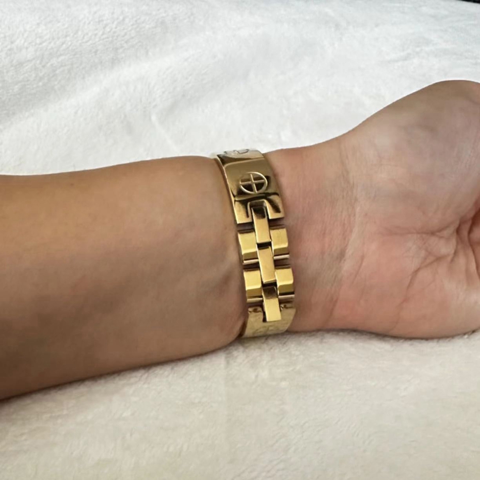 Luxury Stainless Steel Strap F - مراجعة Luxury Watch German وسعره
