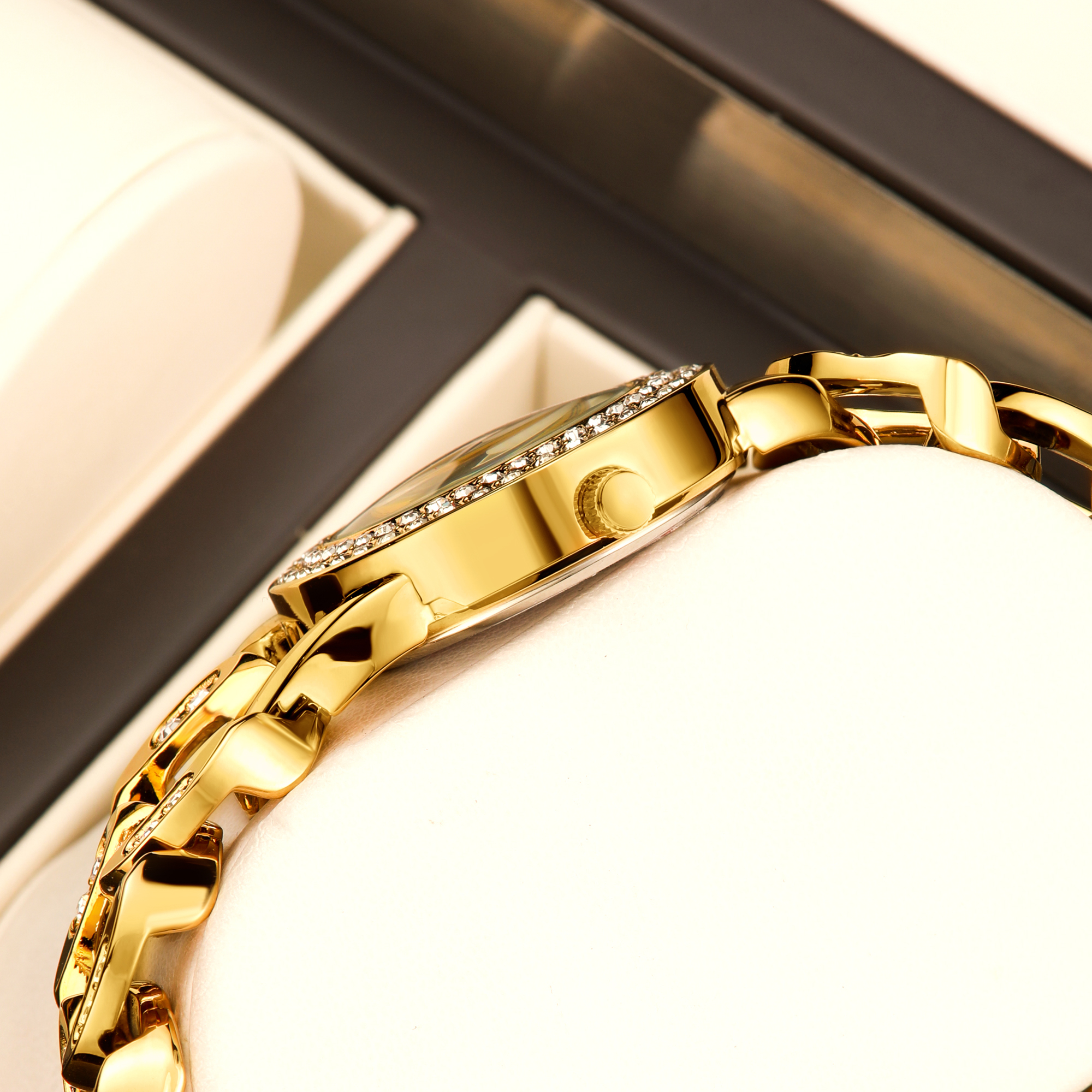 YaLaLuSi Stylish Ladies’ Luxur - مراجعة Luxury Watch List وسعره