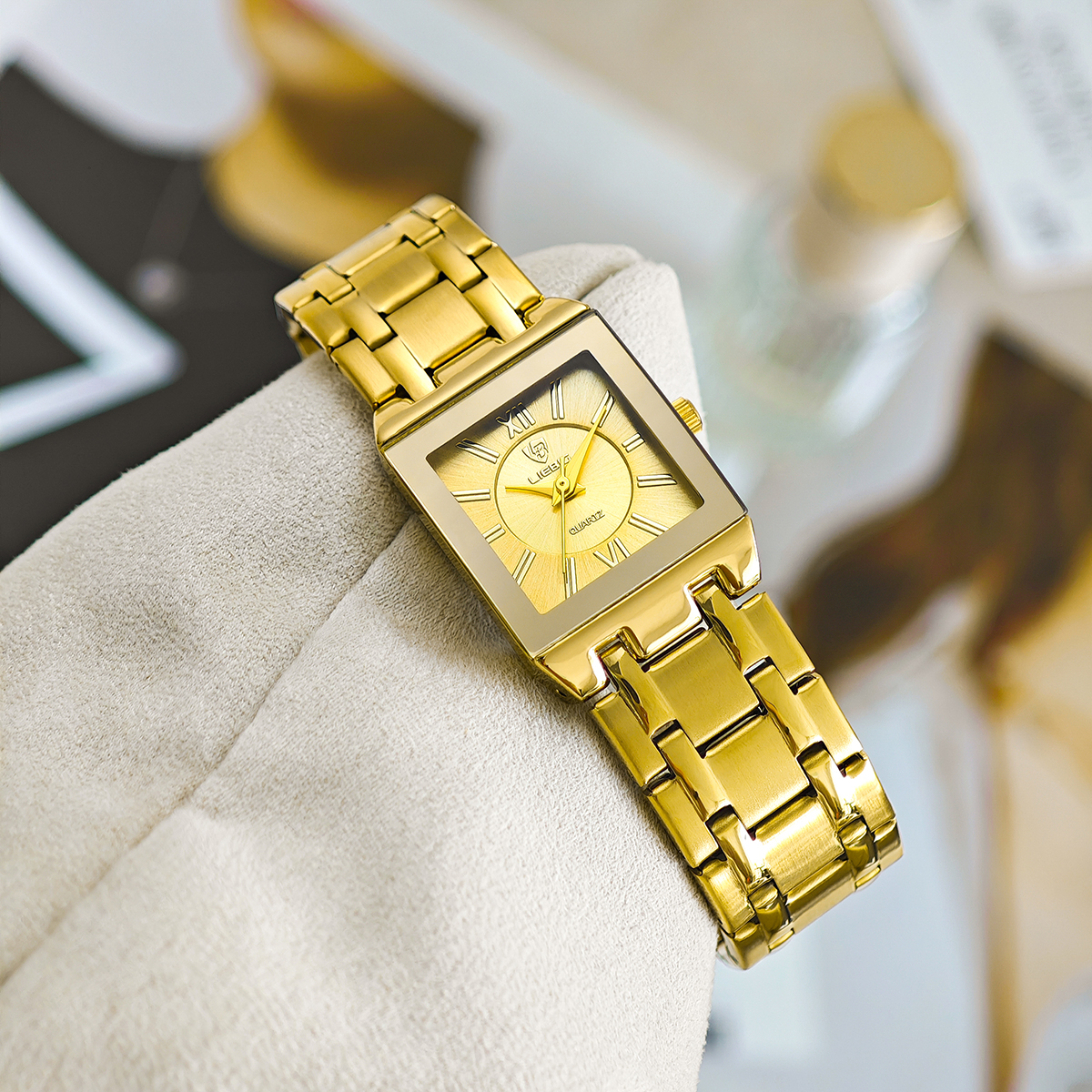 LIEBIG Luxury Quartz Wristwatc - مراجعة Luxury Watch List وسعره