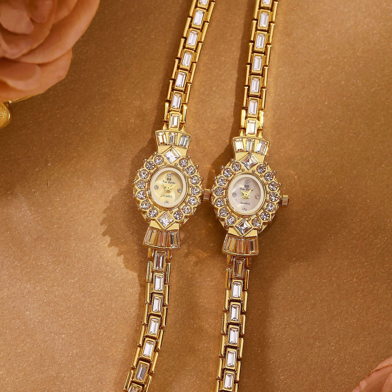 New Luxury Small Linked List S - مراجعة Luxury Watch List وسعره