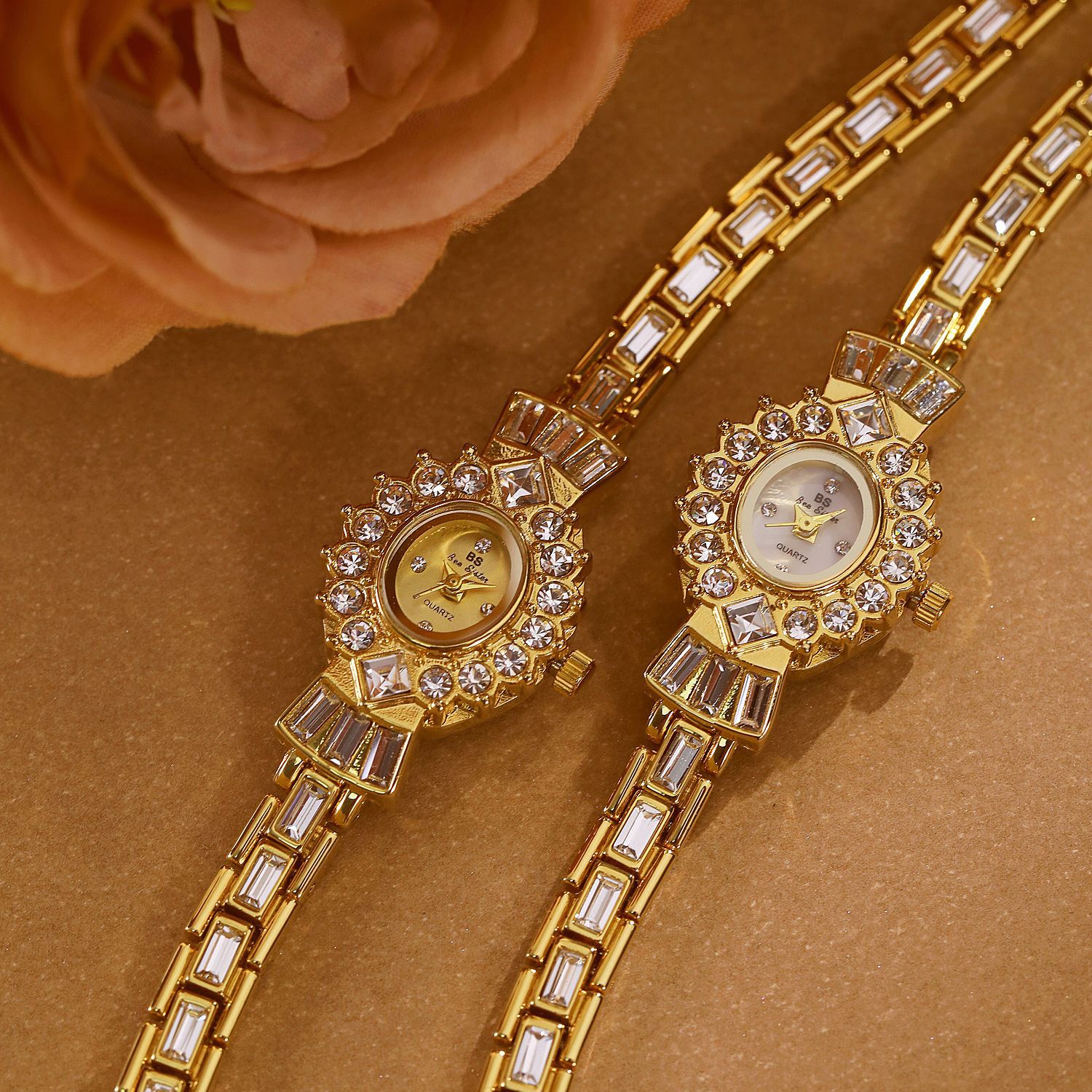 New Luxury Small Linked List S - مراجعة Luxury Watch List وسعره