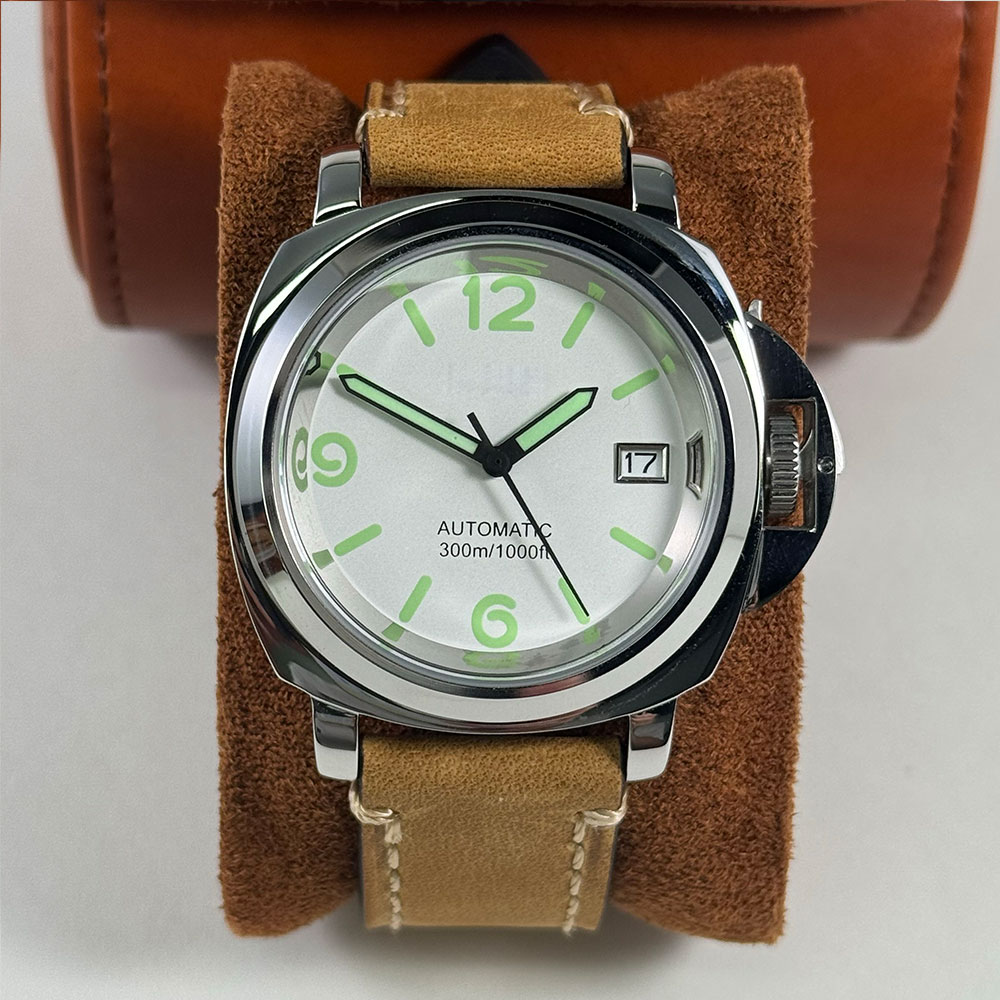 40MM Men's China NH35 Movement - مراجعة Luxury Watch China وسعره